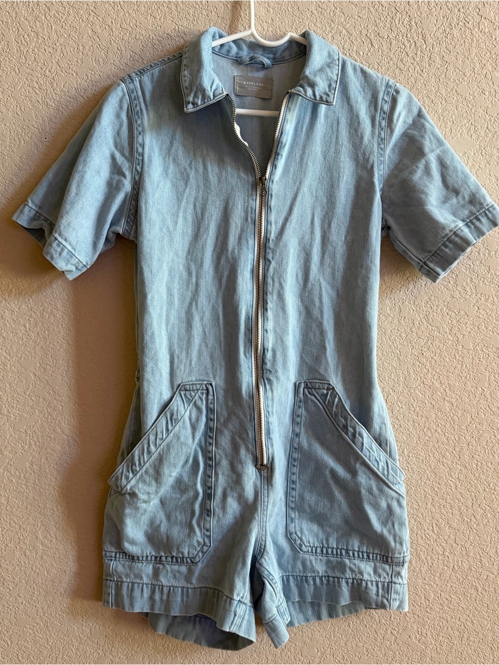 Everlane The Denim Short Coverall Zip Front Organic in Light Wash Blue Size 4 - Picture 2 of 10